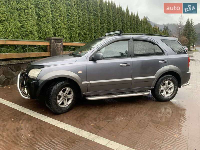 Позашляховик / Кросовер Kia Sorento 2005 в Воловцю