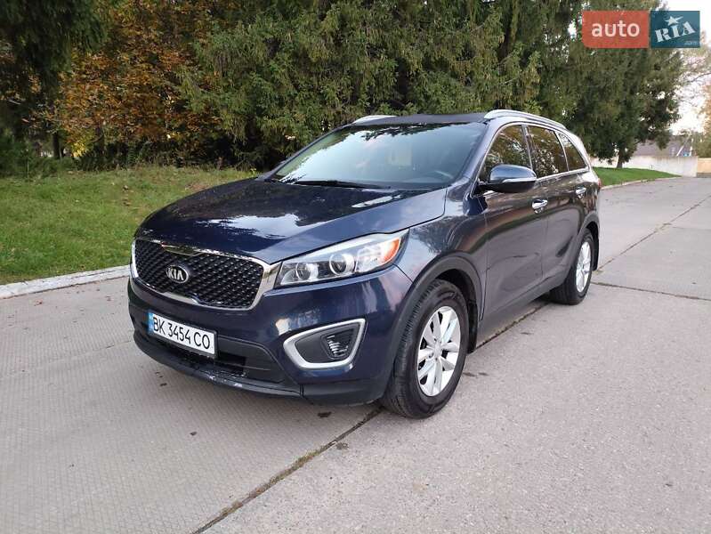 Позашляховик / Кросовер Kia Sorento 2016 в Рівному