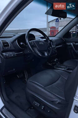 Внедорожник / Кроссовер Kia Sorento 2013 в 