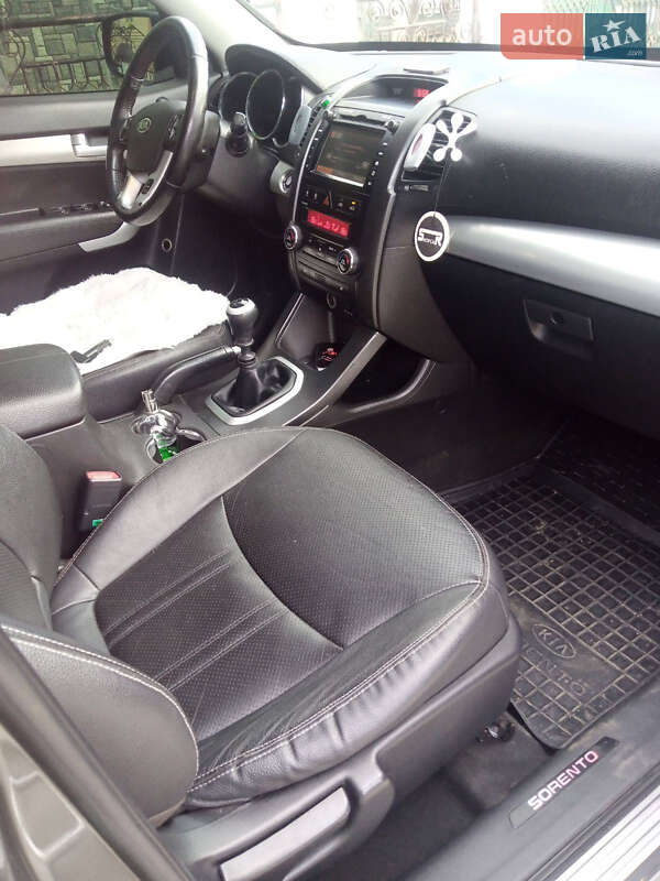 Внедорожник / Кроссовер Kia Sorento 2011 в Самборе фото 20 Внедорожник / Кроссовер Kia Sorento 2011 в Самборе