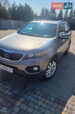 Внедорожник / Кроссовер Kia Sorento 2012 в 