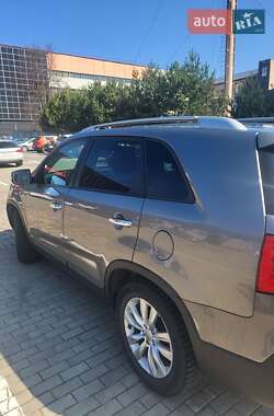 Внедорожник / Кроссовер Kia Sorento 2012 в 