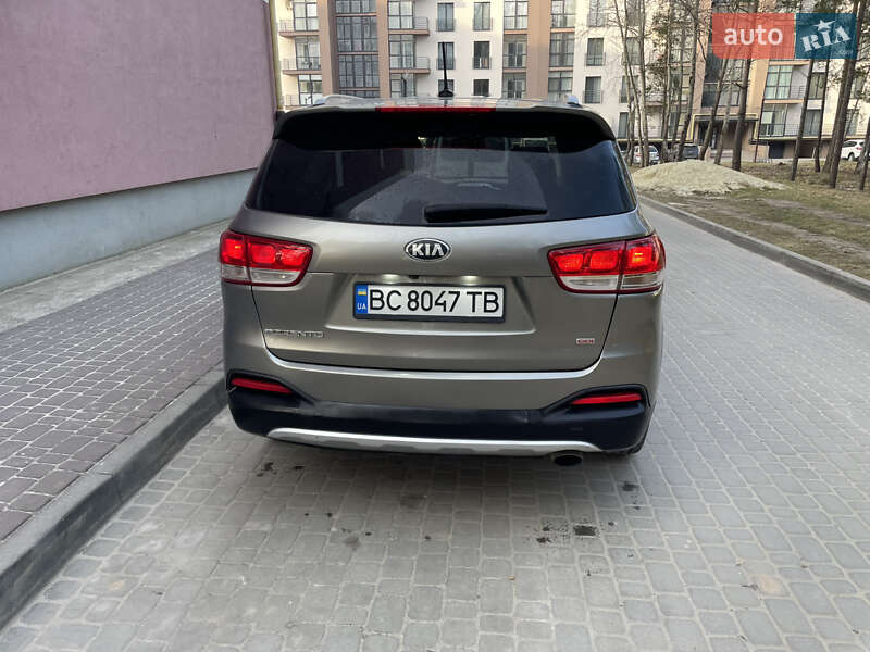 Внедорожник / Кроссовер Kia Sorento 2016 в Львове