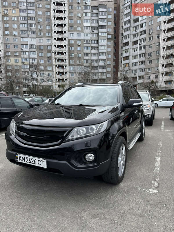 Внедорожник / Кроссовер Kia Sorento 2010 в 
