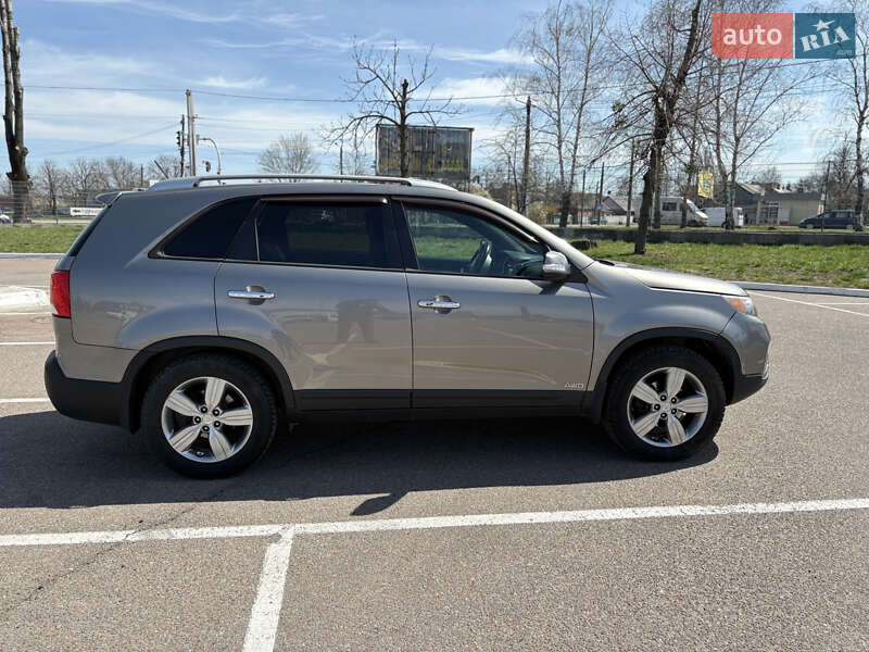 Позашляховик / Кросовер Kia Sorento 2012 в Житомирі