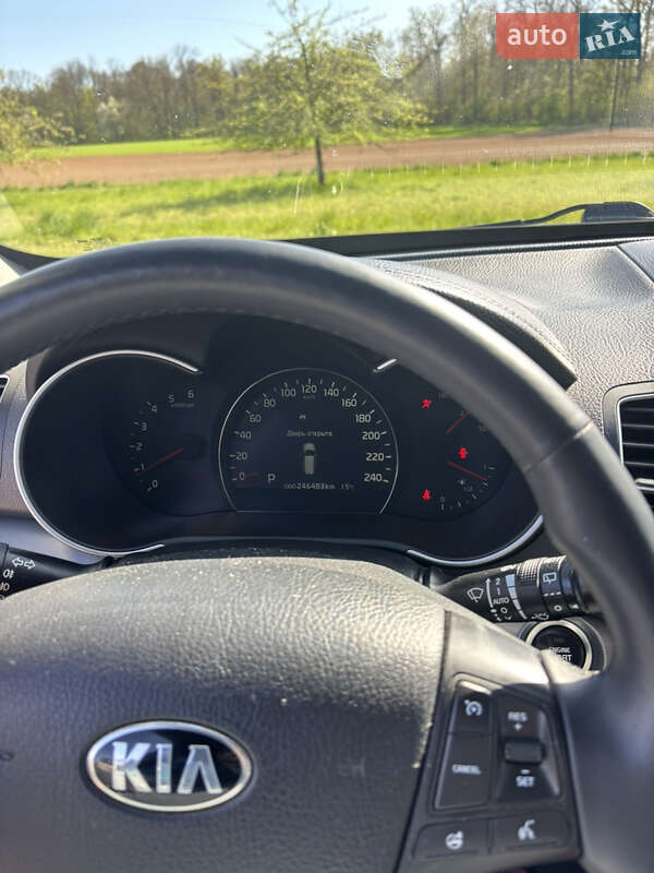 Позашляховик / Кросовер Kia Sorento 2014 в Івано-Франківську