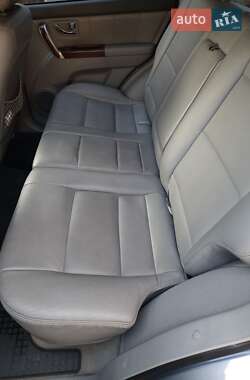 Внедорожник / Кроссовер Kia Sorento 2005 в 