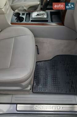 Внедорожник / Кроссовер Kia Sorento 2005 в 