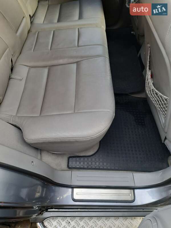 Внедорожник / Кроссовер Kia Sorento 2005 в Киеве