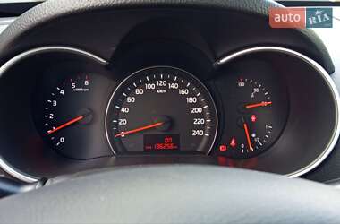 Внедорожник / Кроссовер Kia Sorento 2013 в 