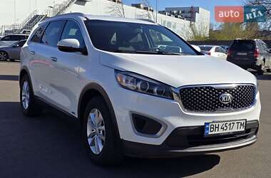 Внедорожник / Кроссовер Kia Sorento 2016 в 