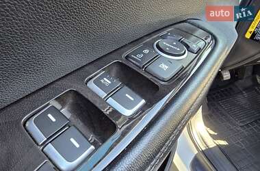 Внедорожник / Кроссовер Kia Sorento 2016 в 