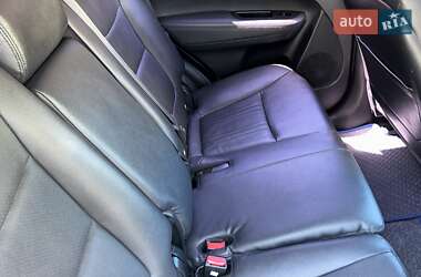 Позашляховик / Кросовер Kia Sorento 2012 в 