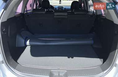 Позашляховик / Кросовер Kia Sorento 2012 в 