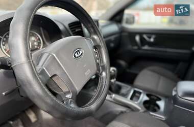 Позашляховик / Кросовер Kia Sorento 2006 в 