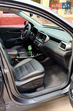Внедорожник / Кроссовер Kia Sorento 2015 в 