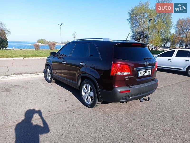Внедорожник / Кроссовер Kia Sorento 2011 в Черкассах фото 2 Внедорожник / Кроссовер Kia Sorento 2011 в Черкассах