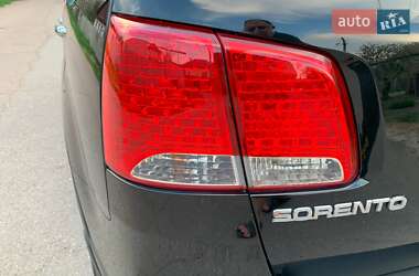 Внедорожник / Кроссовер Kia Sorento 2011 в 