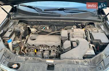 Внедорожник / Кроссовер Kia Sorento 2011 в 