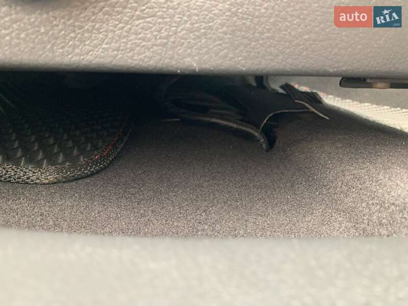 Позашляховик / Кросовер Kia Sorento 2011 в Чернігові