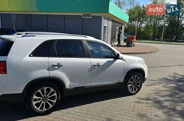 Внедорожник / Кроссовер Kia Sorento 2014 в 