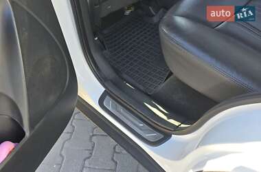 Внедорожник / Кроссовер Kia Sorento 2014 в 