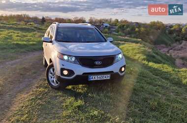 Позашляховик / Кросовер Kia Sorento 2013 в 