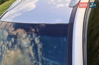 Позашляховик / Кросовер Kia Sorento 2013 в 