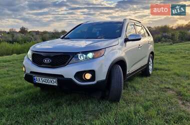 Позашляховик / Кросовер Kia Sorento 2013 в 