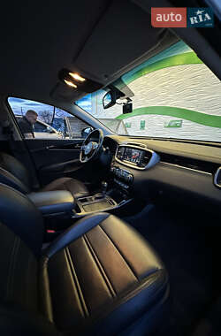 Внедорожник / Кроссовер Kia Sorento 2015 в 