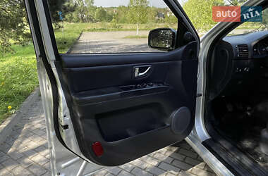 Позашляховик / Кросовер Kia Sorento 2007 в 