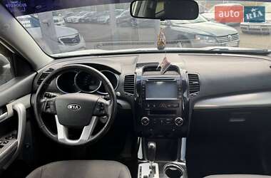 Внедорожник / Кроссовер Kia Sorento 2010 в 