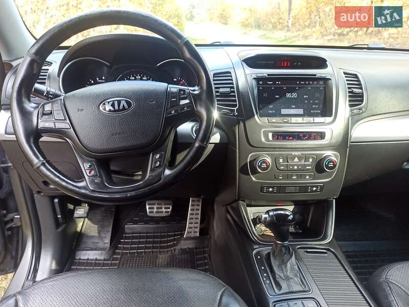 Внедорожник / Кроссовер Kia Sorento 2012 в Богуславе фото 8 Внедорожник / Кроссовер Kia Sorento 2012 в Богуславе