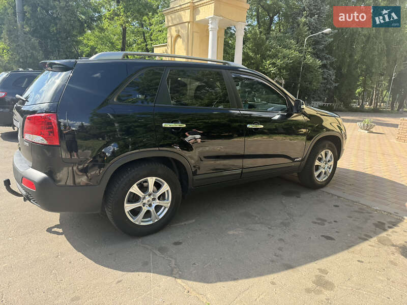 Позашляховик / Кросовер Kia Sorento 2011 в Краматорську