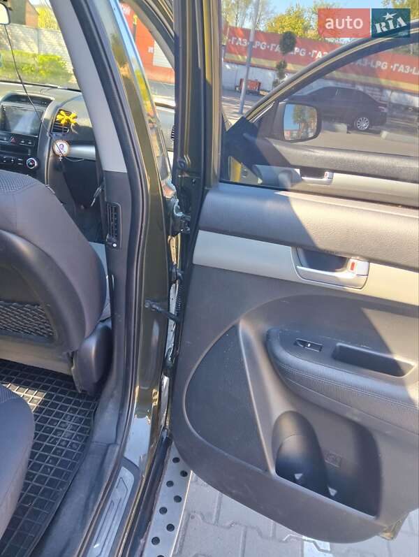 Внедорожник / Кроссовер Kia Sorento 2010 в Житомире