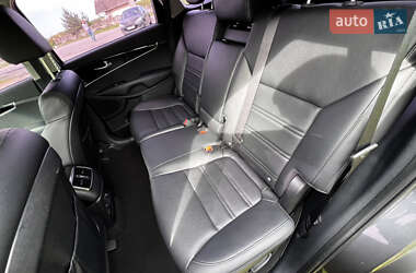Позашляховик / Кросовер Kia Sorento 2019 в 