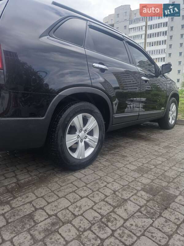 Внедорожник / Кроссовер Kia Sorento 2011 в Львове