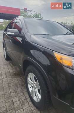 Внедорожник / Кроссовер Kia Sorento 2011 в 