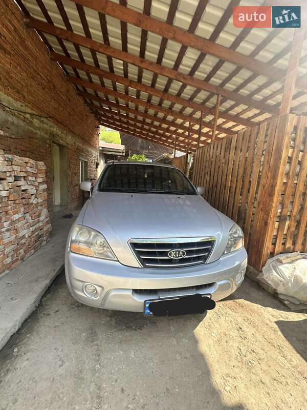 Внедорожник / Кроссовер Kia Sorento 2006 в 