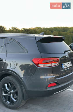 Позашляховик / Кросовер Kia Sorento 2014 в 