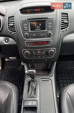 Внедорожник / Кроссовер Kia Sorento 2013 в 