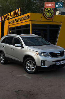 Внедорожник / Кроссовер Kia Sorento 2013 в 