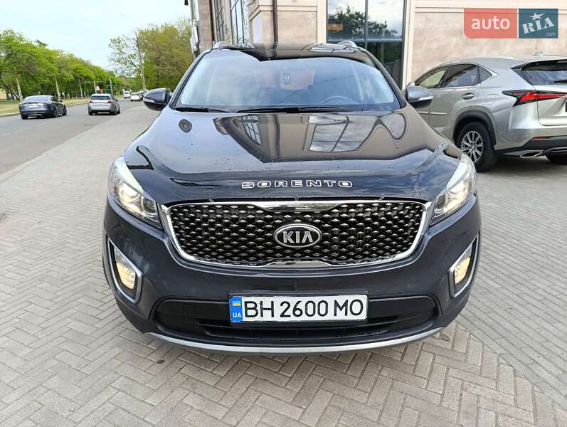 Внедорожник / Кроссовер Kia Sorento 2015 в Николаеве