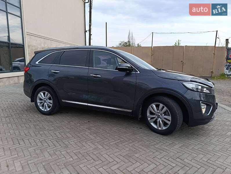 Внедорожник / Кроссовер Kia Sorento 2015 в Николаеве