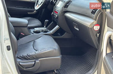 Внедорожник / Кроссовер Kia Sorento 2011 в 