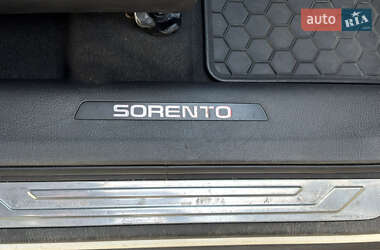 Внедорожник / Кроссовер Kia Sorento 2011 в 