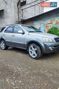 Внедорожник / Кроссовер Kia Sorento 2003 в 