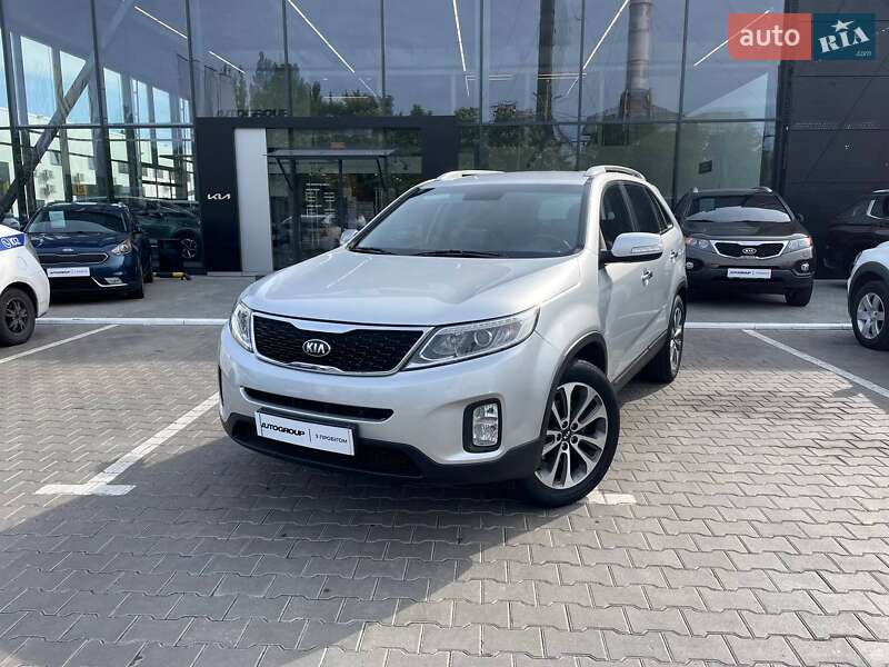 Внедорожник / Кроссовер Kia Sorento 2013 в 