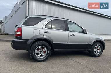Позашляховик / Кросовер Kia Sorento 2005 в 
