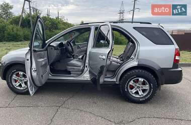 Позашляховик / Кросовер Kia Sorento 2005 в 